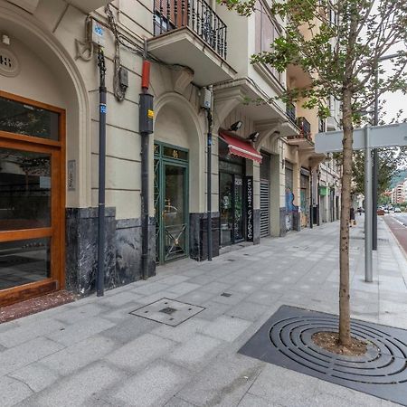 Apartamento La Alameda De Indautxu Більбао Екстер'єр фото