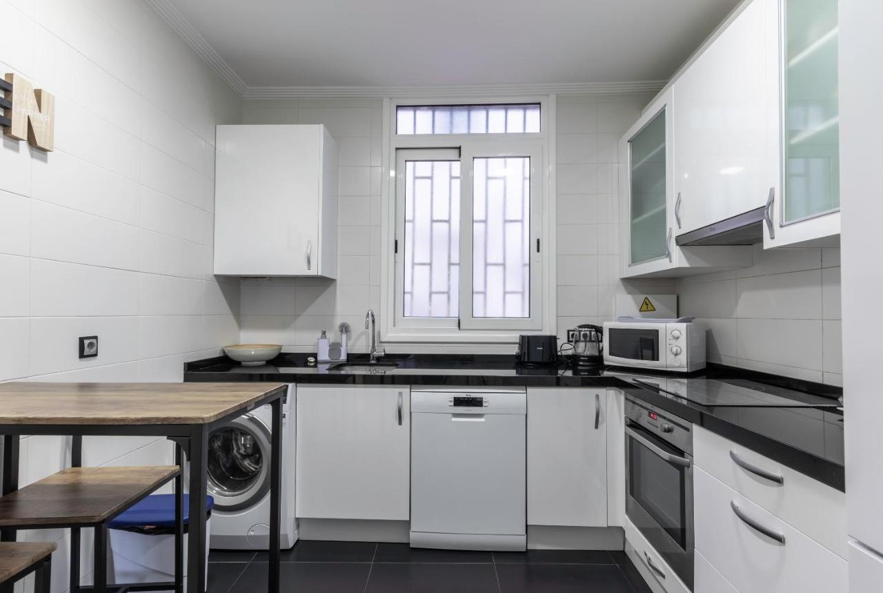 Apartamento La Alameda De Indautxu Більбао Екстер'єр фото