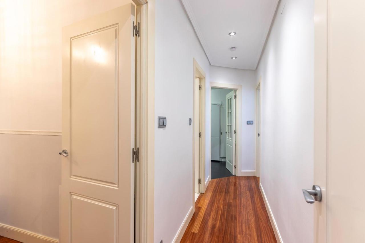 Apartamento La Alameda De Indautxu Більбао Екстер'єр фото