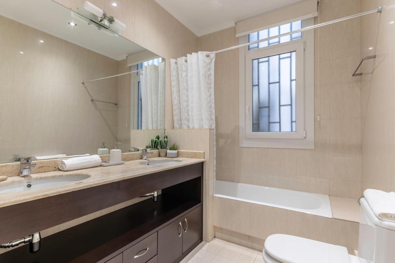 Apartamento La Alameda De Indautxu Більбао Екстер'єр фото